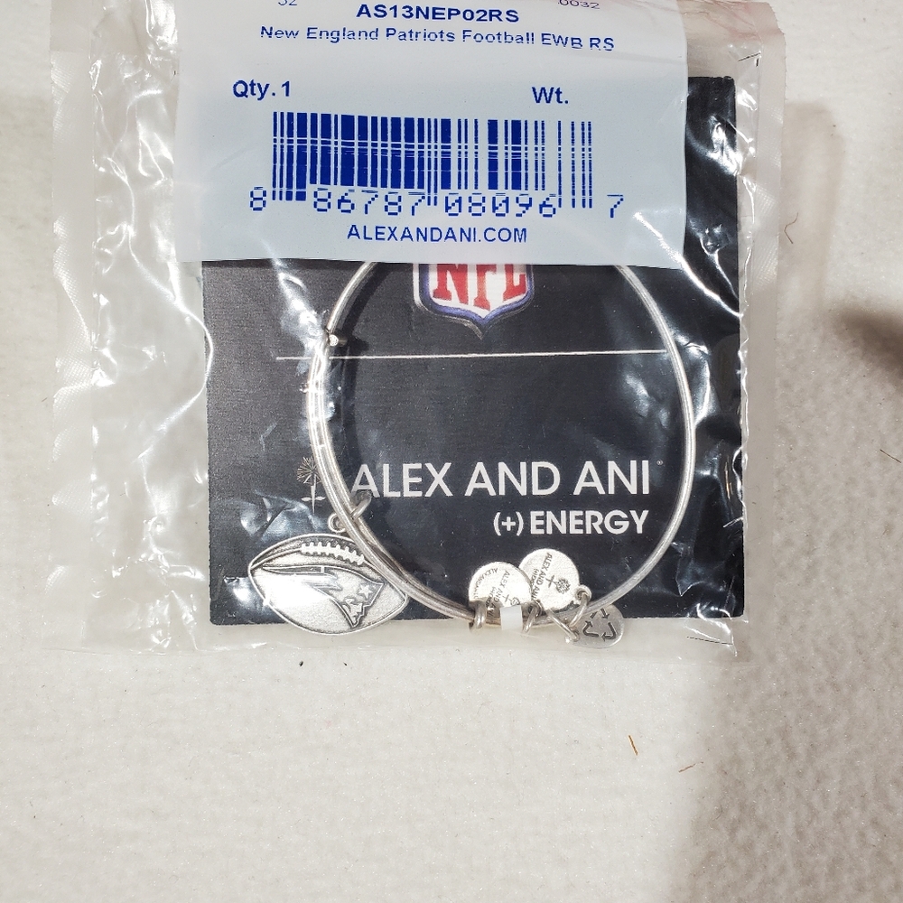 Brand new ALEX AND ANI New England Patriots Bracelet